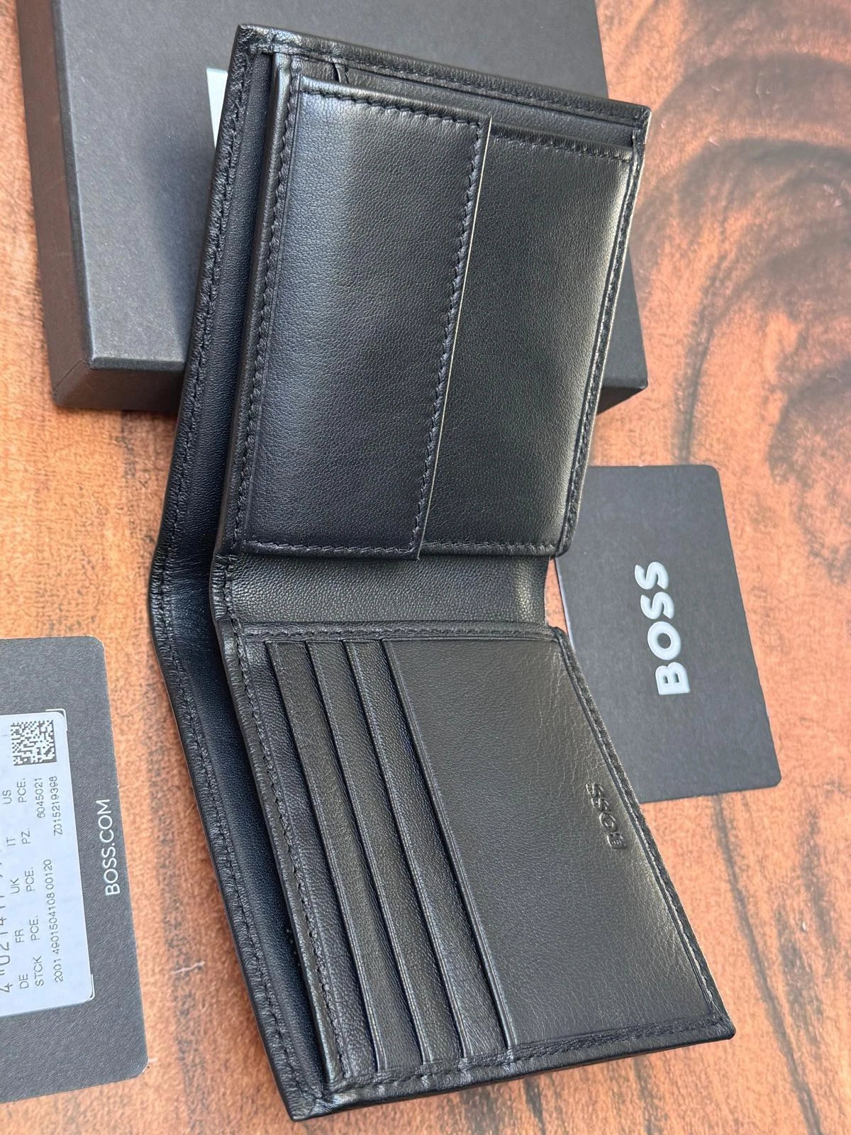 BOSS Embossed-logo Wallet in Grained leather with Coin Pocket Style Big BB- 4cc Coin