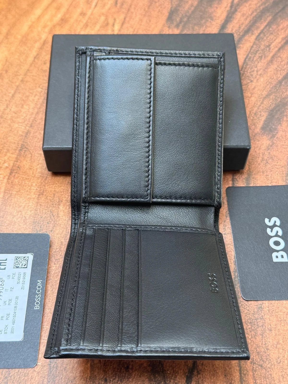 BOSS Embossed-logo Wallet in Grained leather with Coin Pocket Style Big BB- 4cc Coin